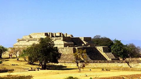 皇马小组赛6轮2-0击败米兰，克罗斯远程制胜，阿森西奥助力获胜